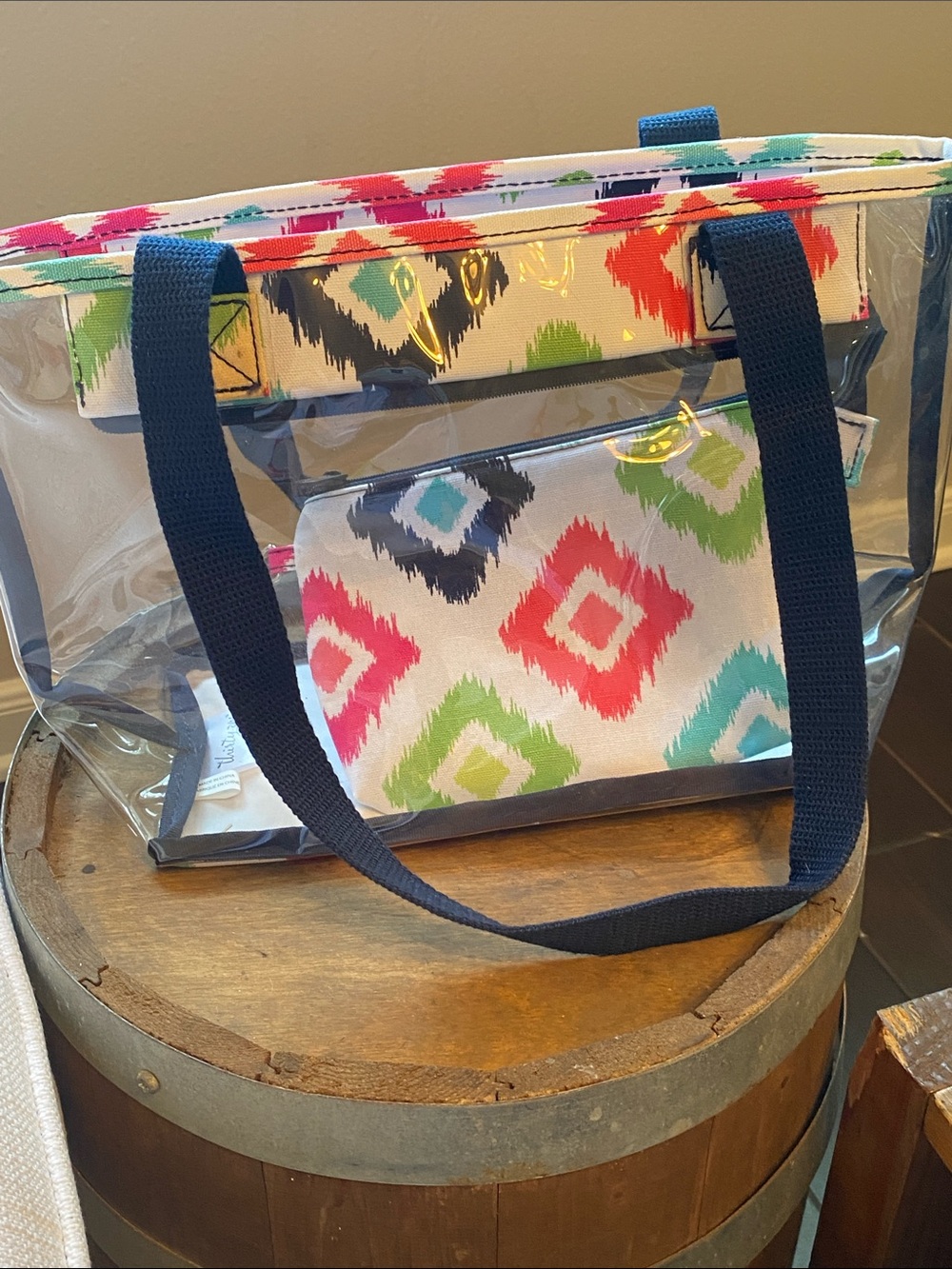 thirty-one Clear Tote with Multicolor Geometric Pouch and Navy Handles
